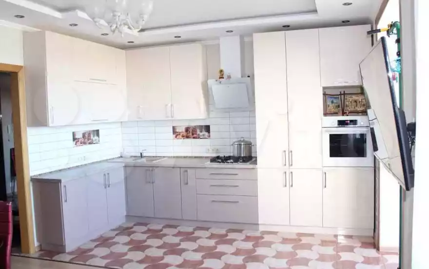 Шахматная улица, 2