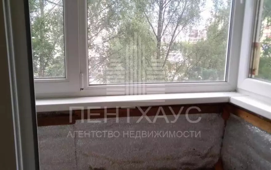 Комиссарова ул., 9