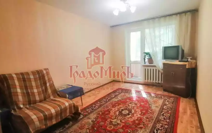 Космонавтов улица, 35