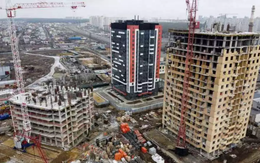 Независимости улица, дом 84