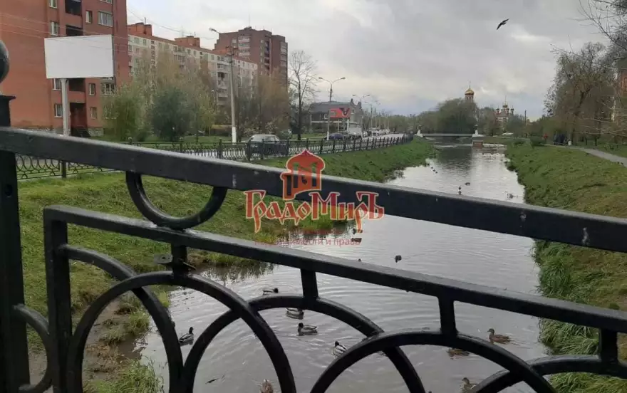 Оборонная улица, 6