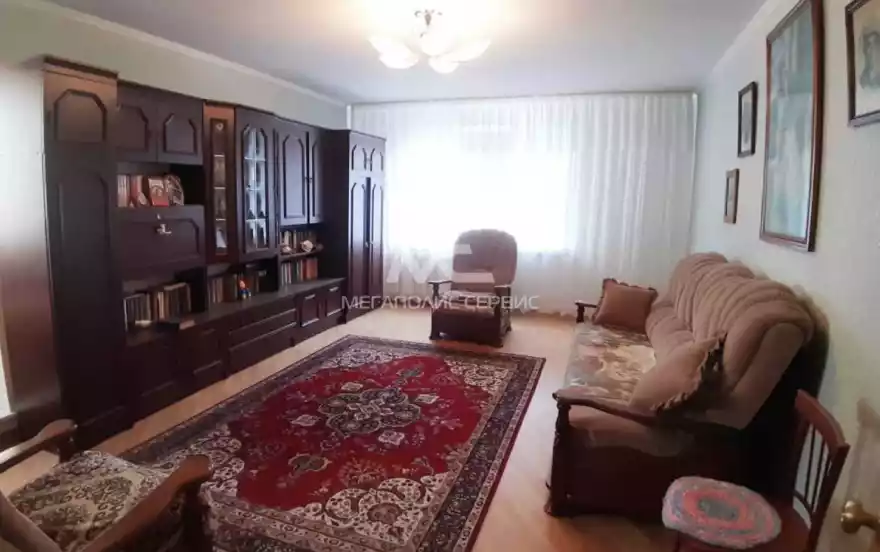 Макарова пер, 12/1