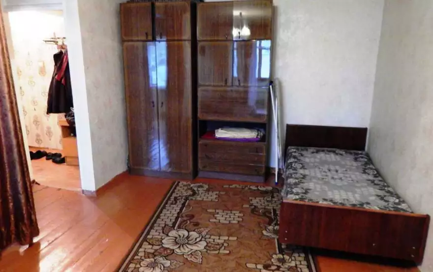 Центральная улица, 160к2