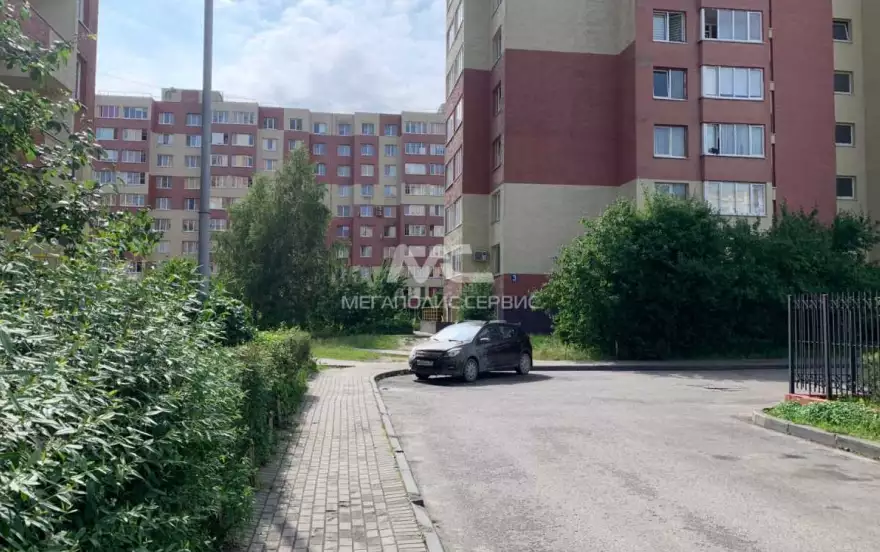 Генерала Челнокова улица, 38
