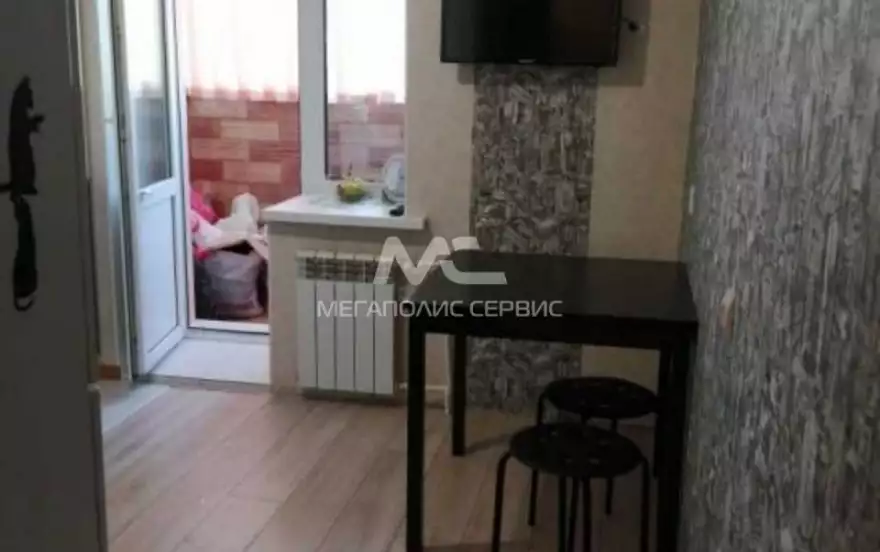 Строителей улица, 24