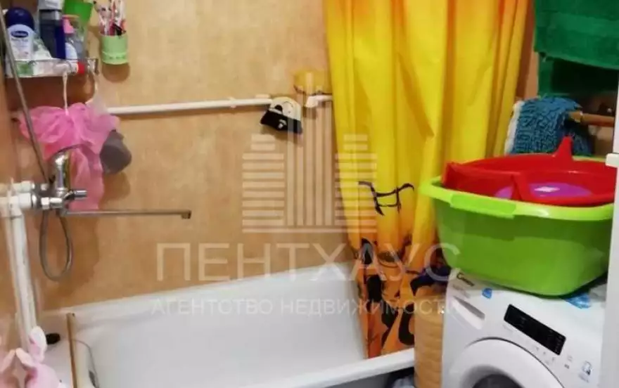 Комиссарова ул., 61