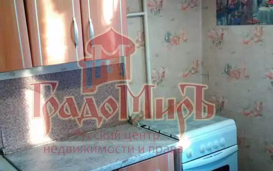 Добролюбова улица, 4