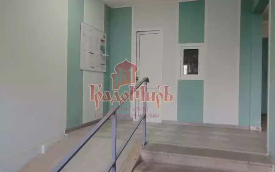 Молодёжная улица, 14