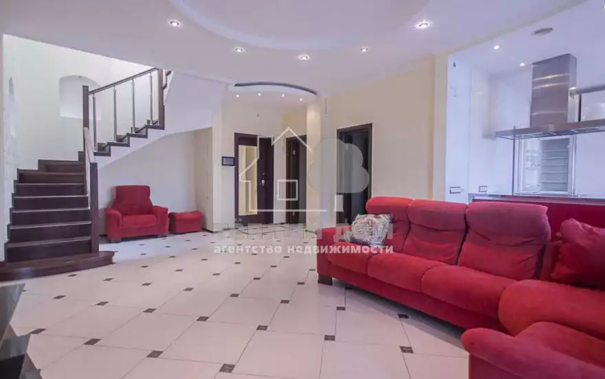 Героев Курсантов улица, 1 А