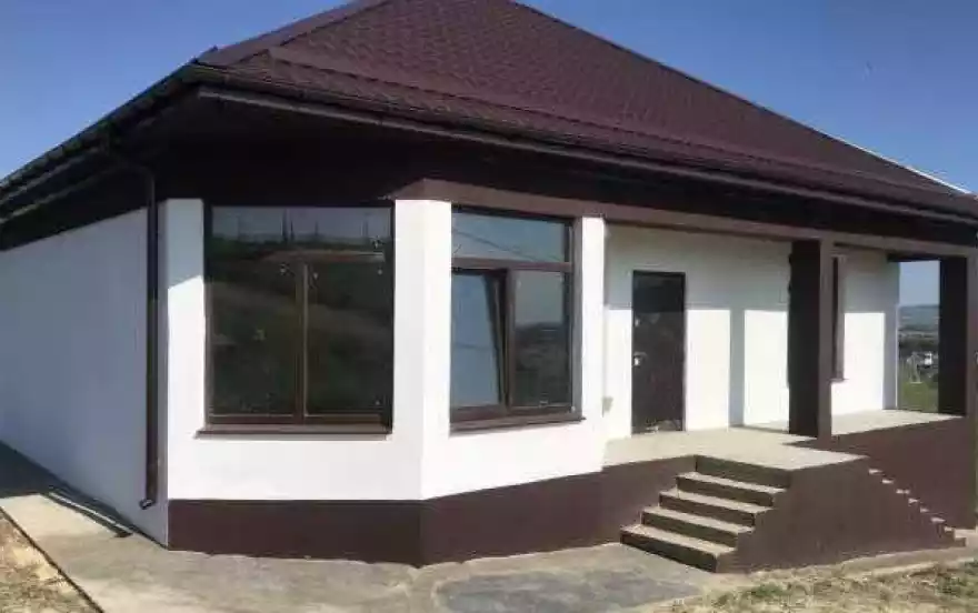 Коммунаров улица