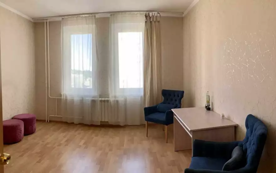 Рождественская улица, 4