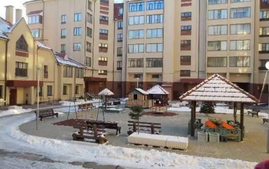 Приморский б-р, 15