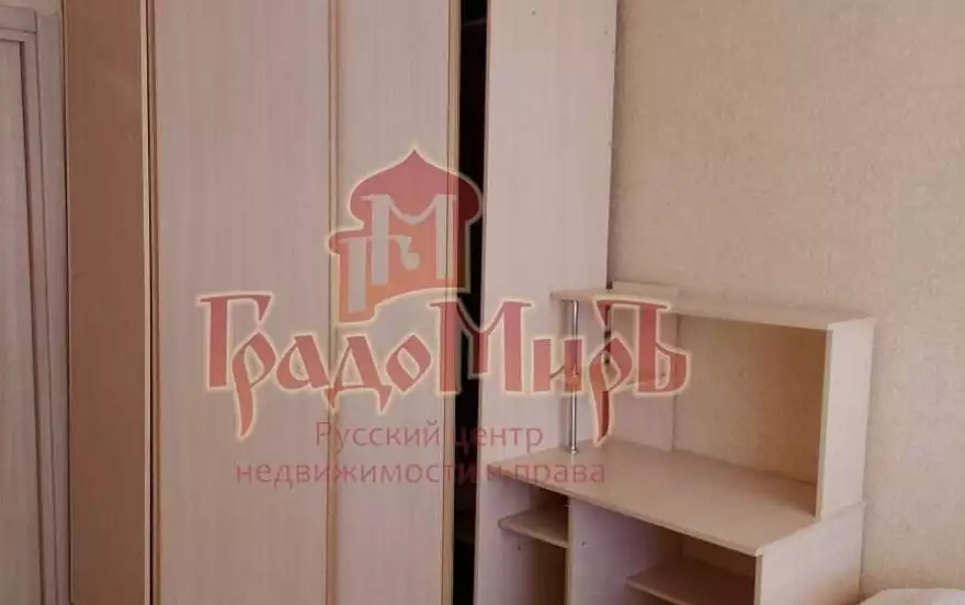 Школьная улица, 4