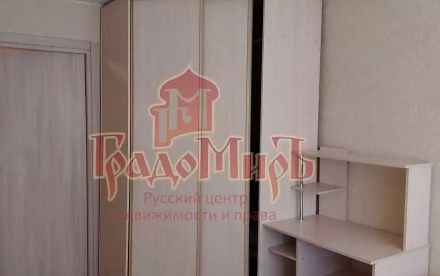 Школьная улица, 4
