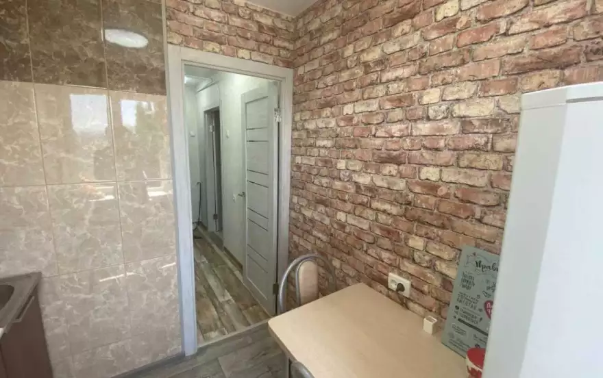 Кечкеметская улица, 96