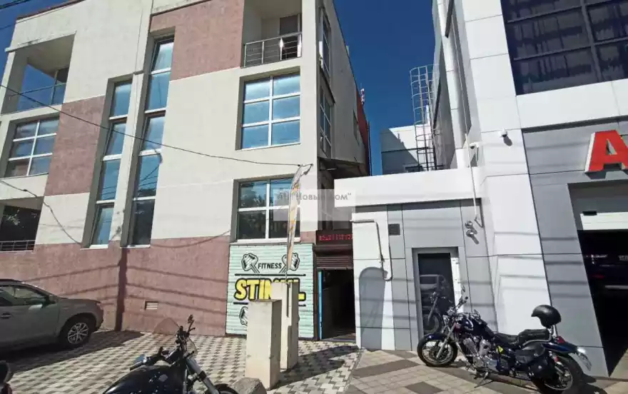 Волжская улица, 35