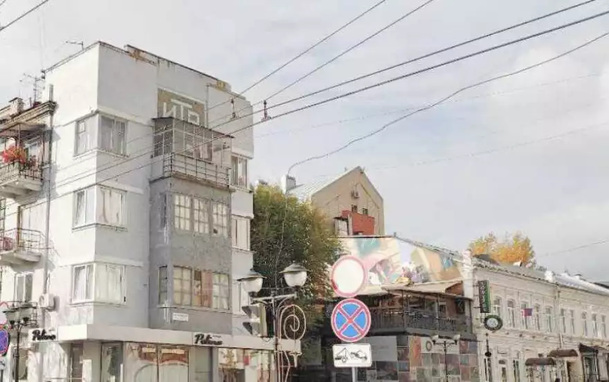 Волжская улица, 21