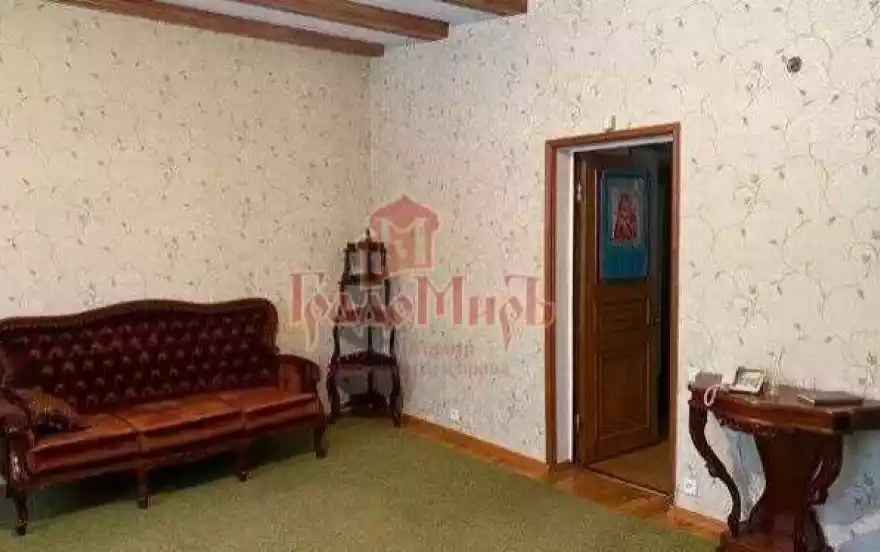 Гоголевская улица, 37