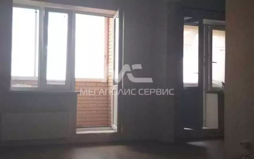Гаражная улица, 1