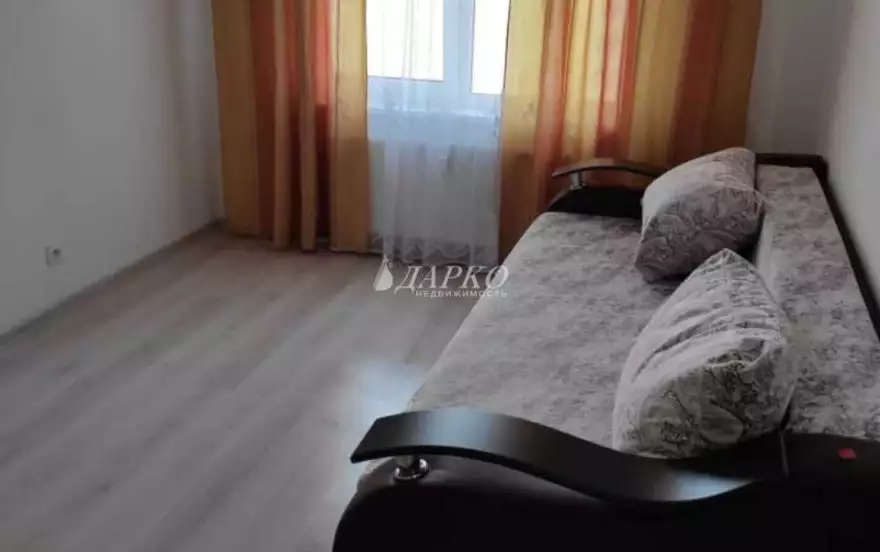 Генерала Кравченко улица, 8