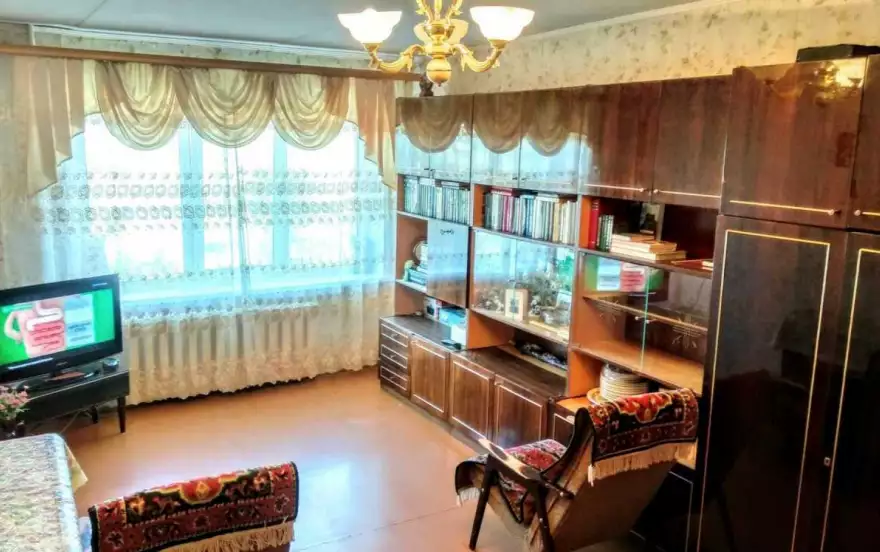 Октябрьская улица, 56