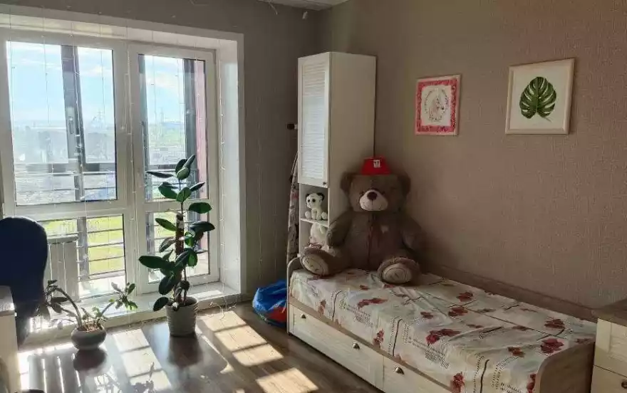 улица Петра Ломако, 4