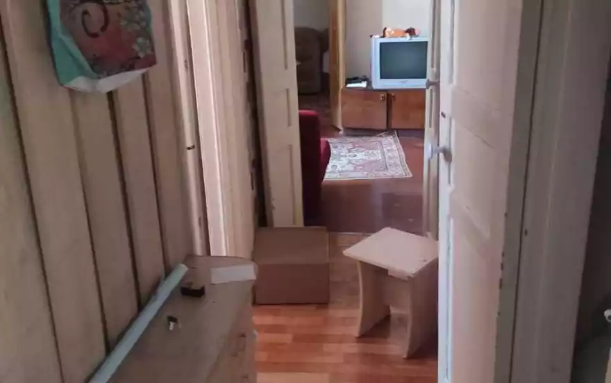 Сакко и Ванцетти улица, 83