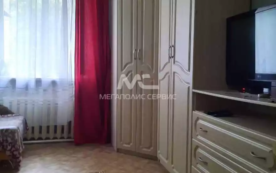 Школьная улица, 16