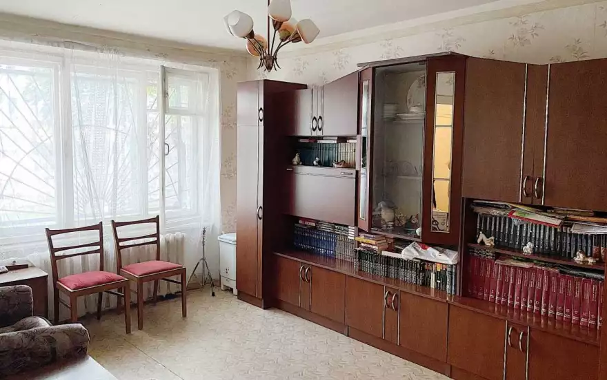 Киргетова улица, 24