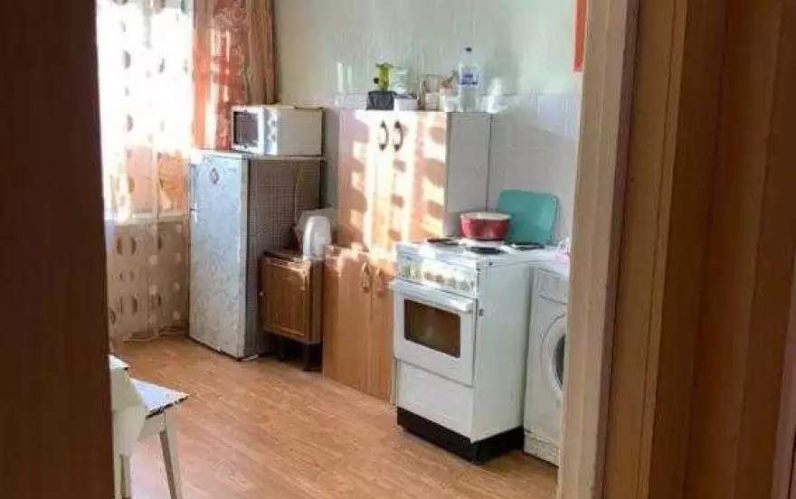 Энтузиастов, 19