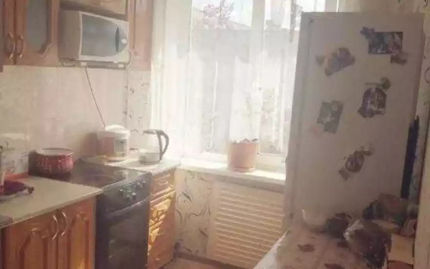 Героев Труда, 13
