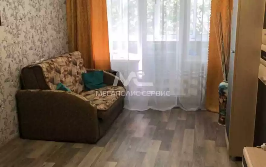 Школьная улица, 49