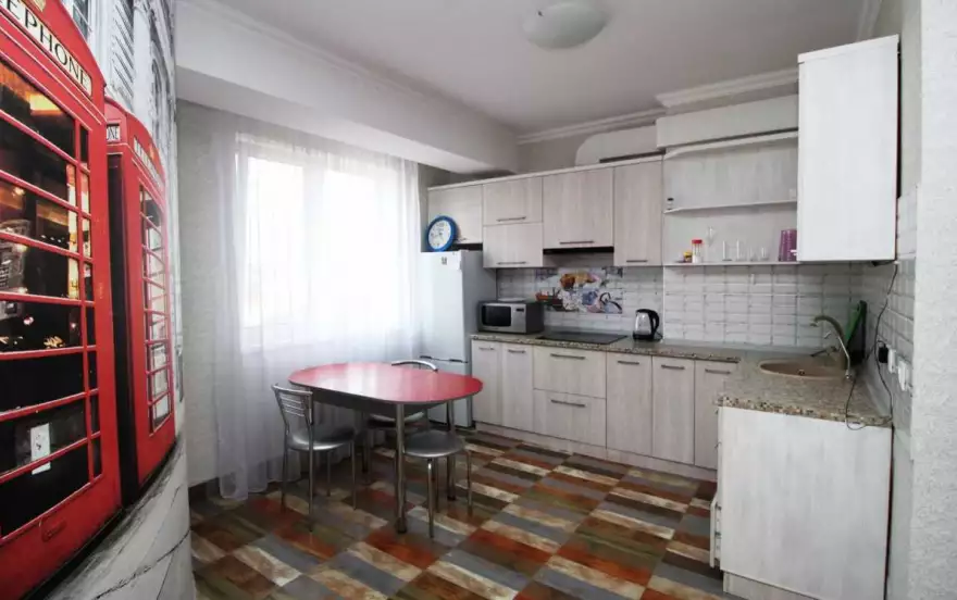 Караманова улица, 3