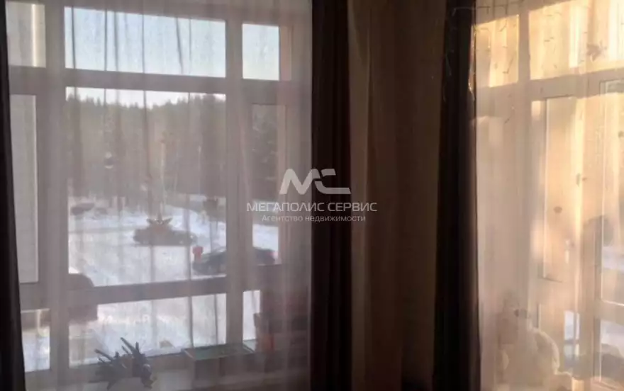 Уральская улица, 8