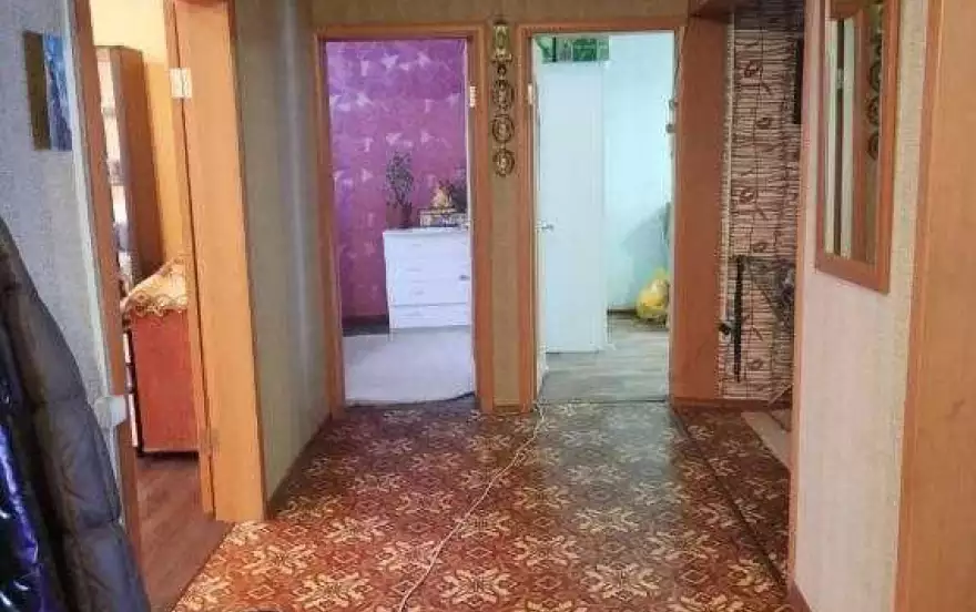 Зелёная, 1