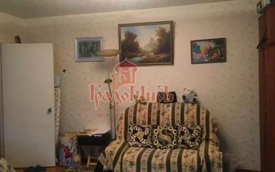 Центральная улица, 10