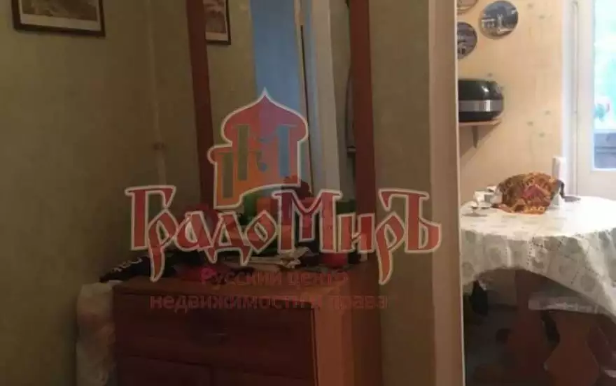 Центральная улица, 10