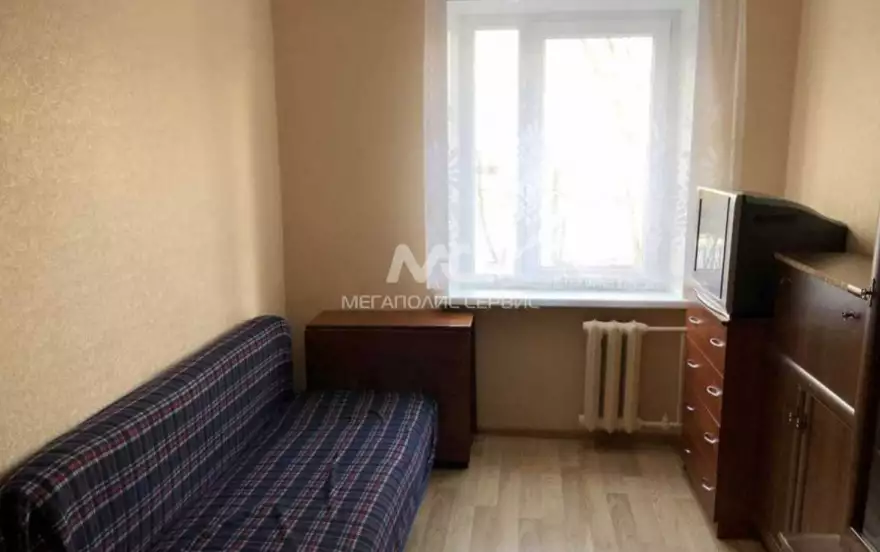 Адмирала Трибуца наб, 63