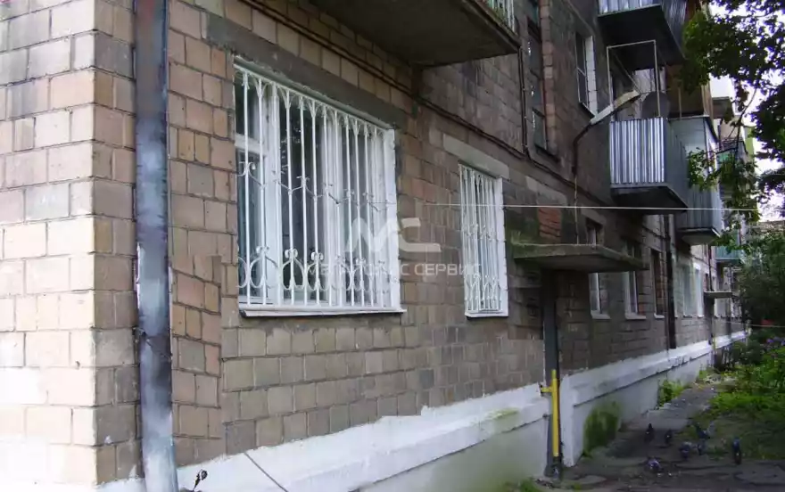 Школьная улица, 36