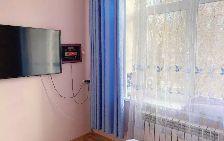 Урицкого улица, 14