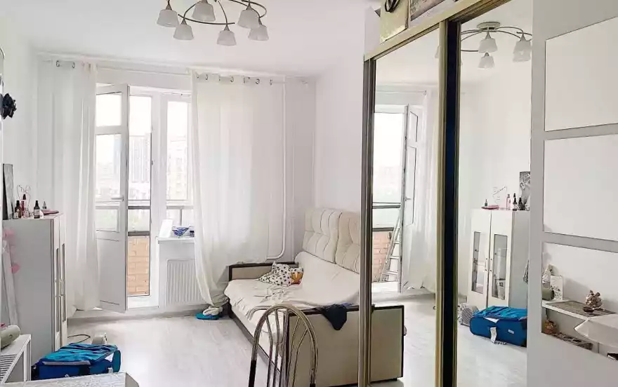 Орджоникидзе улица, 52