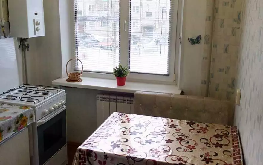 Высокая улица, 8