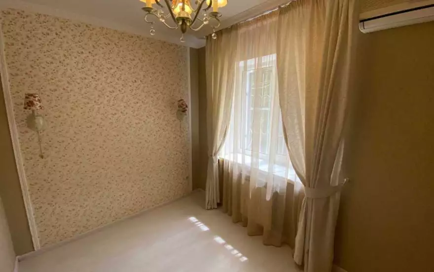 Валдайская улица, 6