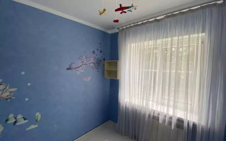Валдайская улица, 6
