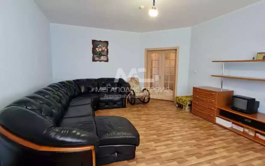 Коминтерна улица, 8