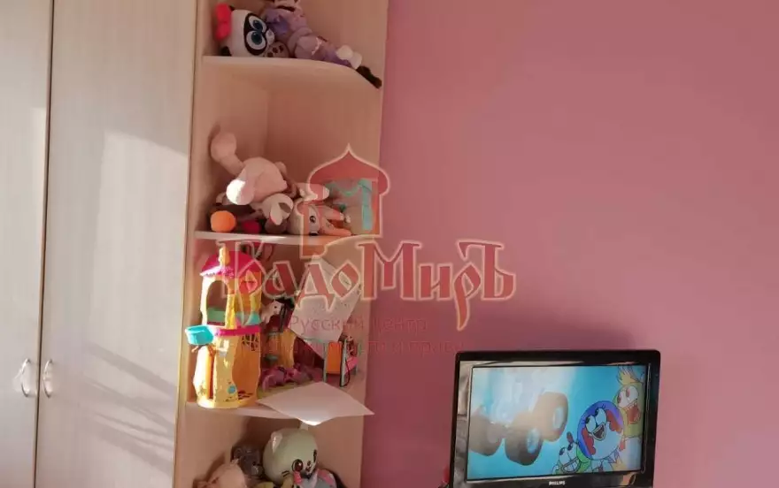 Октябрьская улица, 2