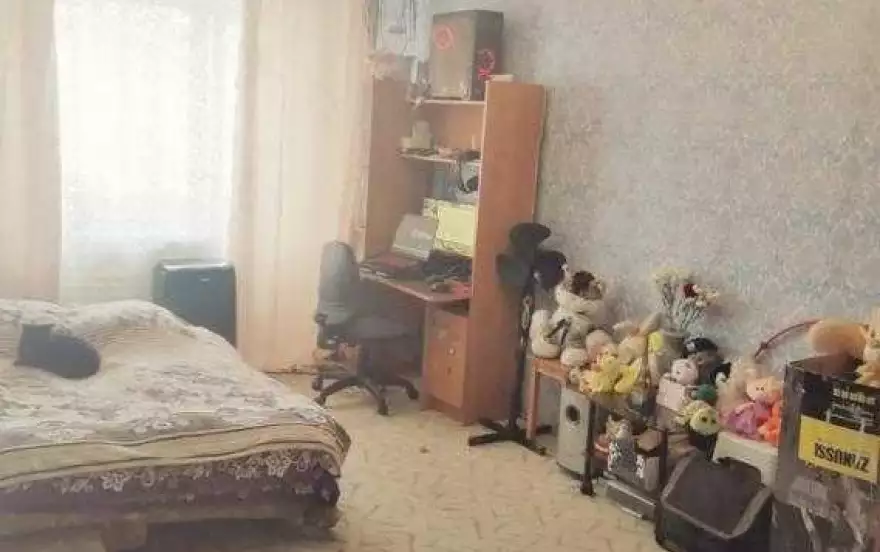 Героев Труда, 13