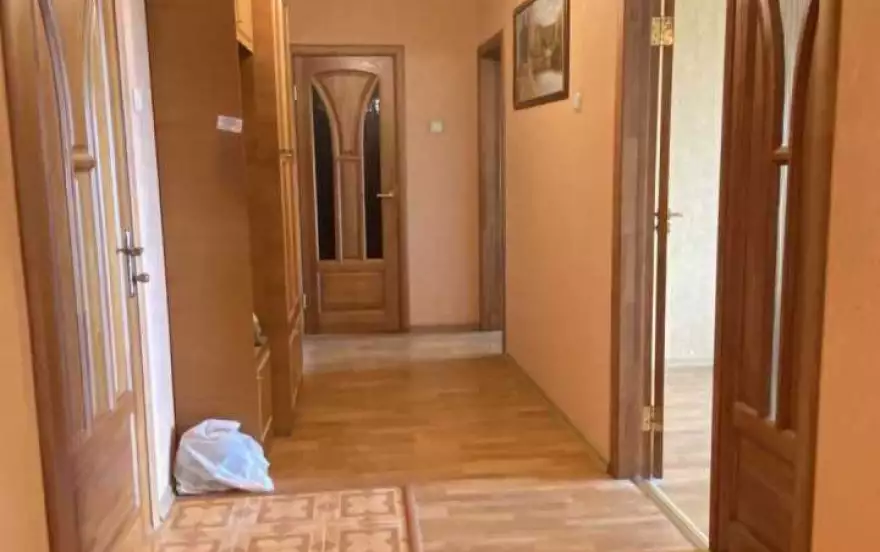 Октябрьская улица, 11