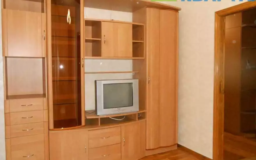 Народный б-р, 38