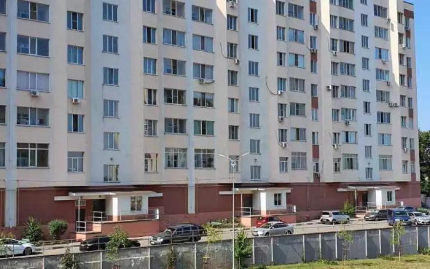 Толстого улица, 37